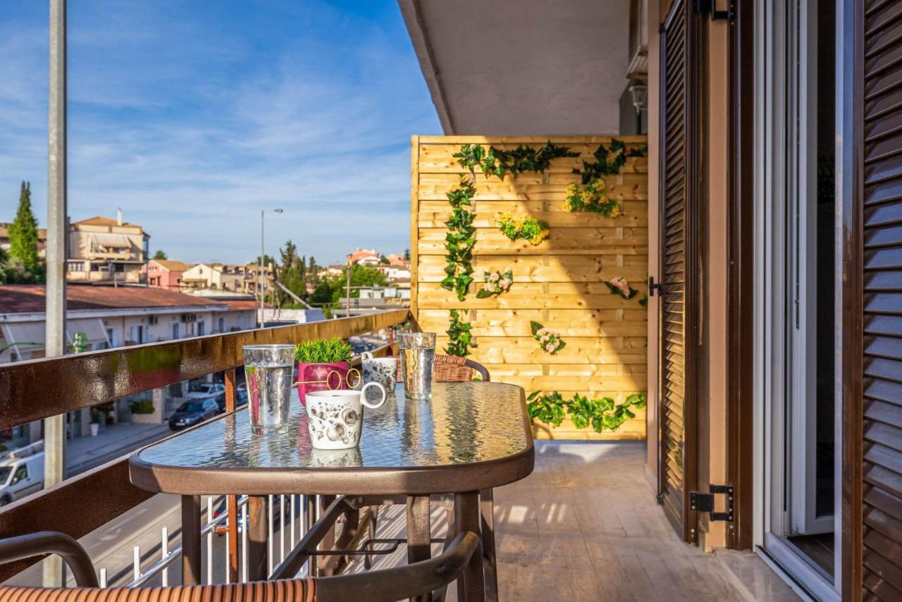 Luna Solari Apartment Mantouki Luaran gambar